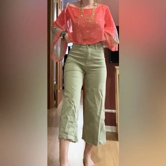 Green Billabong flared pants - Picture 5 of 10